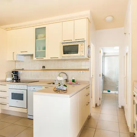 Ocean View & Quality In Playa Americas Апартаменти *